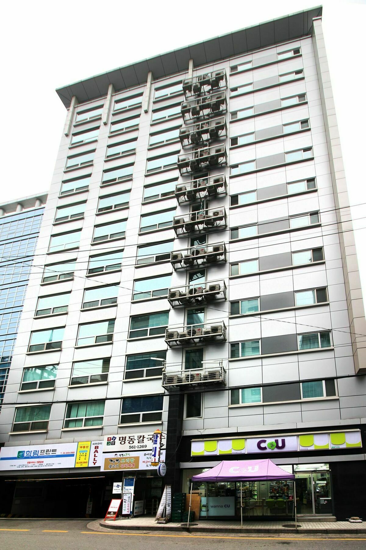 W-house Apartment